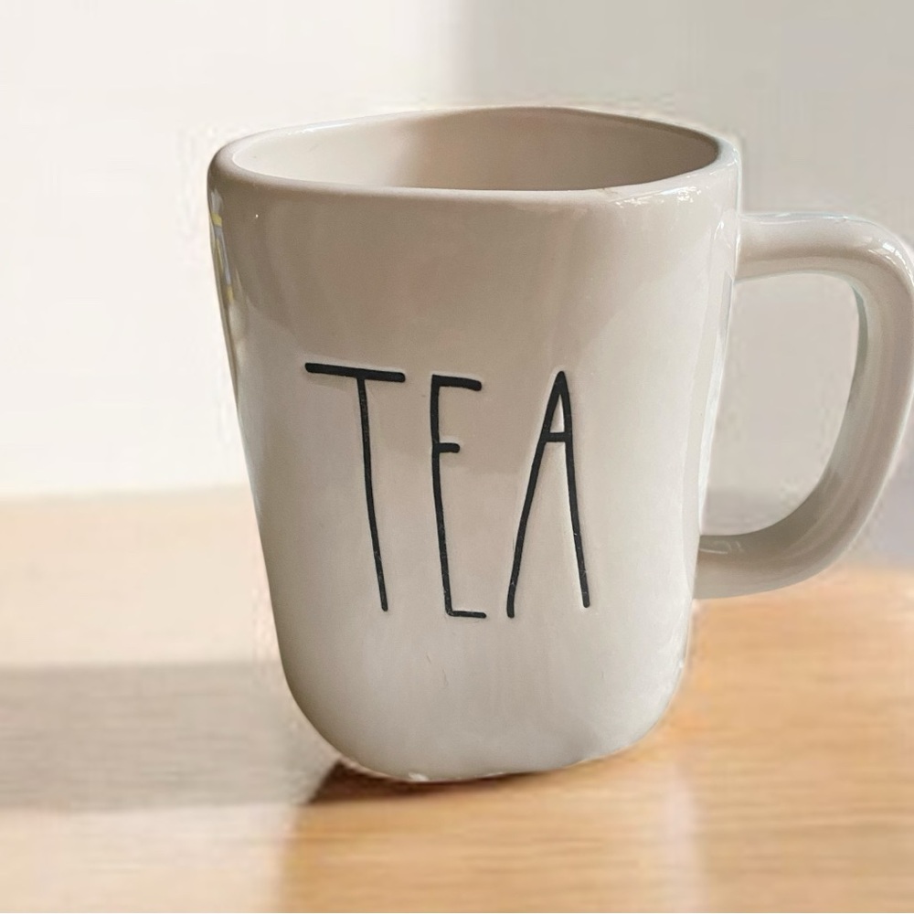 NWOT RAE DUNN White Ceramic Tea Mug Artisan Collection by Magenta 16 oz